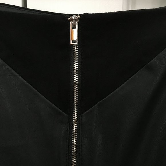 Zara Faux Leather & Suede Skirt Size XS (2) - Picture 4 of 6